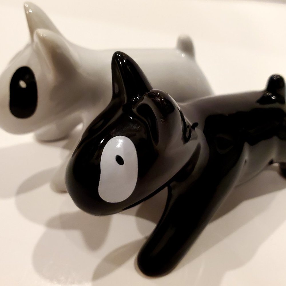 Doggie Salt and Pepper Shakers Spotted Pooch Kitschy Kitchen Decor Serveware